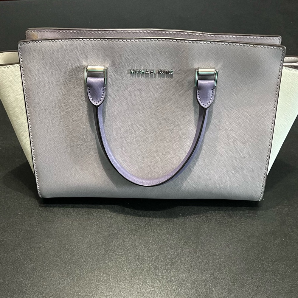 Michael Kors Selma Lilac Purple Saffiano Leather Satchel Purse